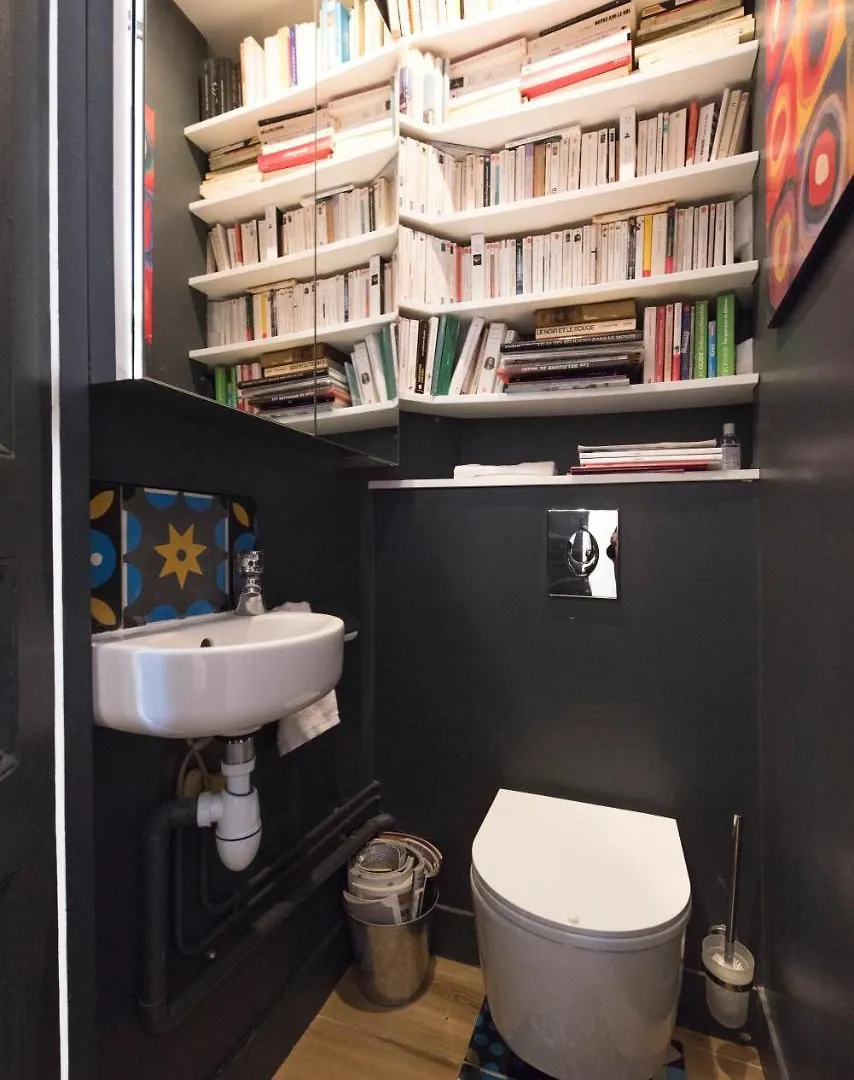Veeve - By The Palais Royal Apartment Paris
